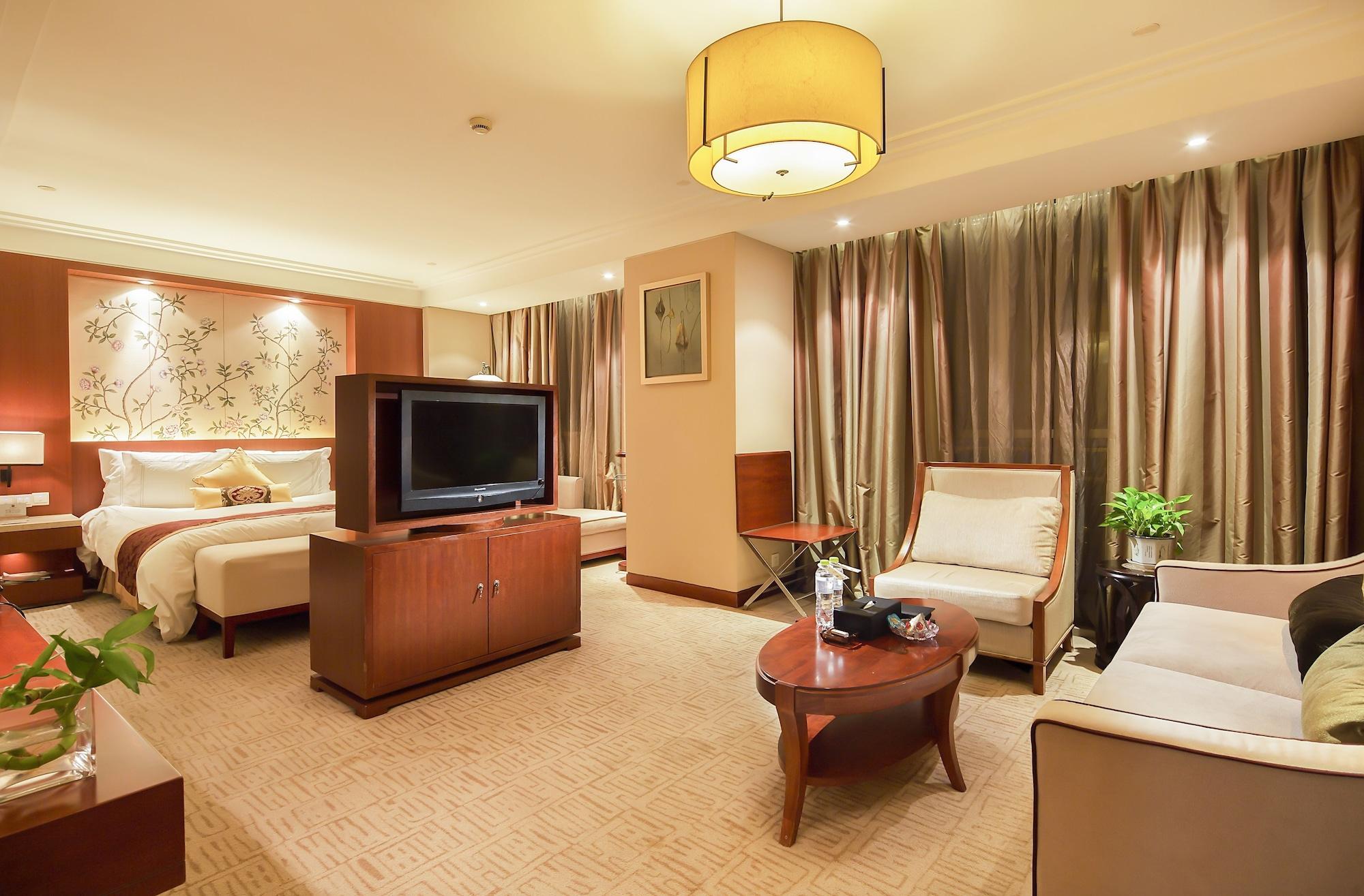 Landison Plaza International Hotel Trấn Giang Ngoại thất bức ảnh