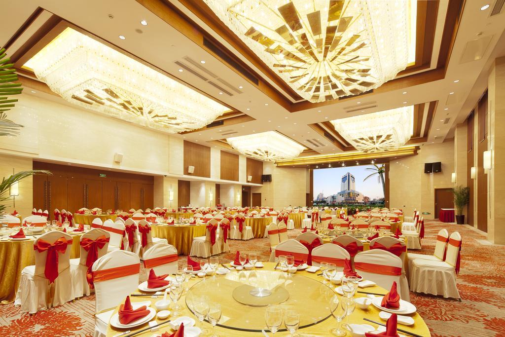 Landison Plaza International Hotel Trấn Giang Ngoại thất bức ảnh