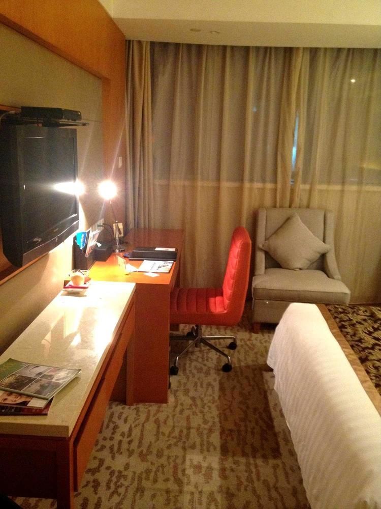 Landison Plaza International Hotel Trấn Giang Ngoại thất bức ảnh