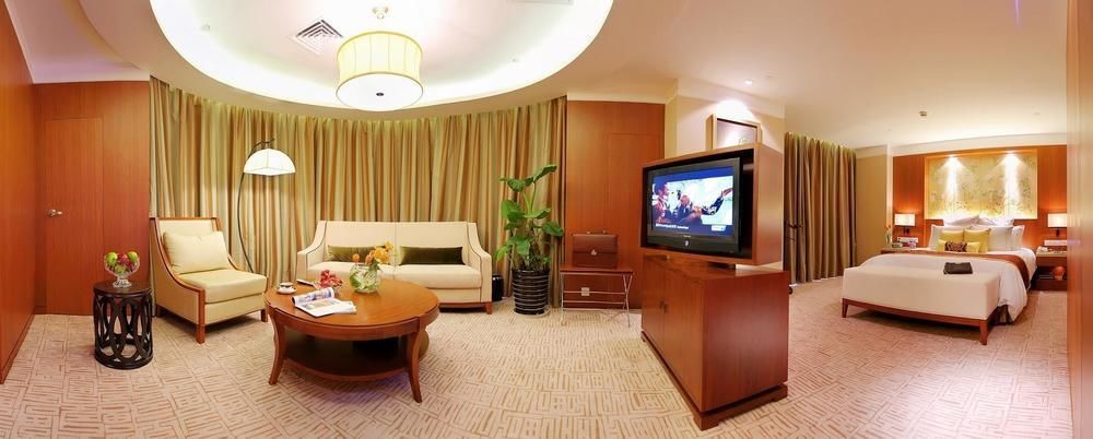 Landison Plaza International Hotel Trấn Giang Ngoại thất bức ảnh